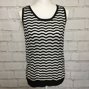 Loft Black & White Sleeveless Sweater 😊